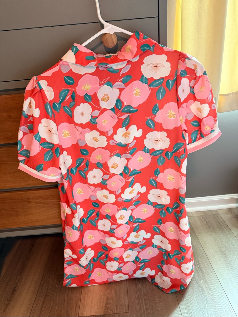 The Boutique Lab Floral V-Neck Shift Dress - Coral Pink White - Picture 5 of 5